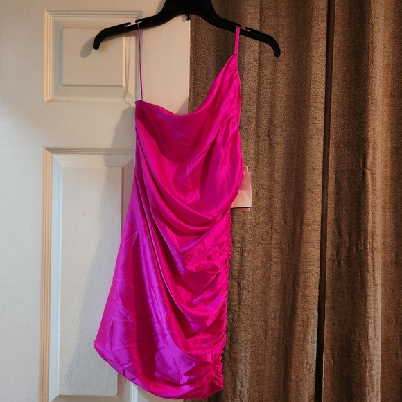 The SEI One Shoulder Ruched Mini Dress - Picture 8 of 11